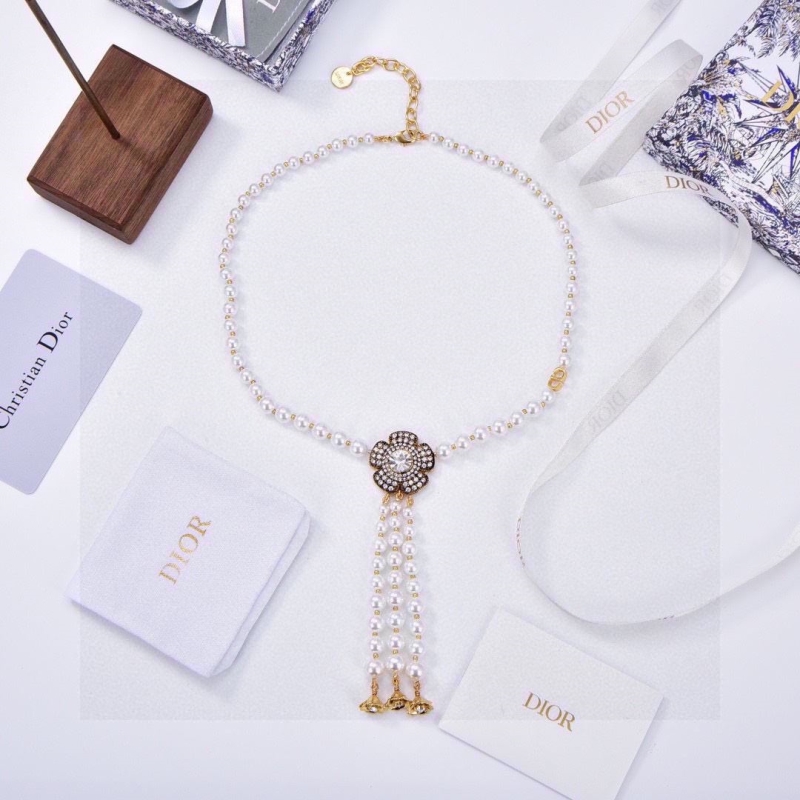 chr1st1an D10r necklaces